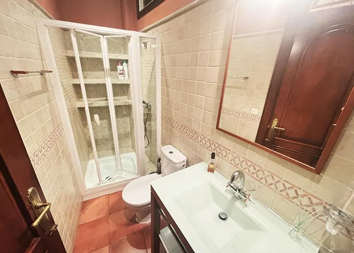 En El Centro جيريز